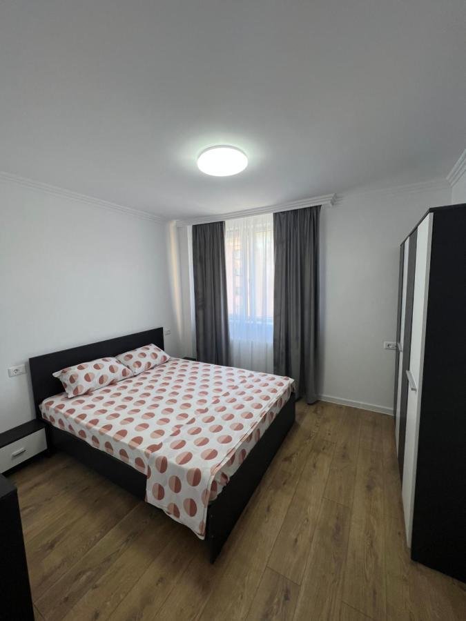 Sunny Apartment Center Suceava Exterior foto