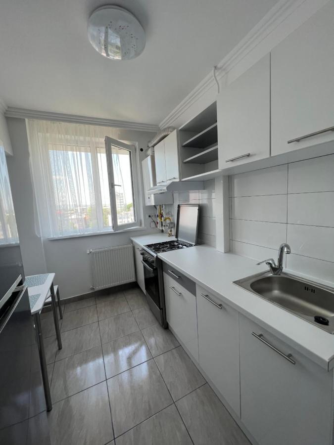 Sunny Apartment Center Suceava Exterior foto